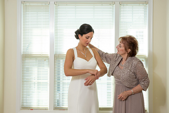 The Getting Ready Photos42