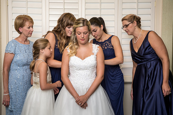 The Getting Ready Photos34