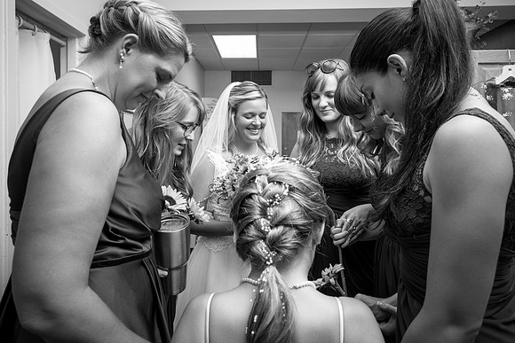 The Getting Ready Photos46